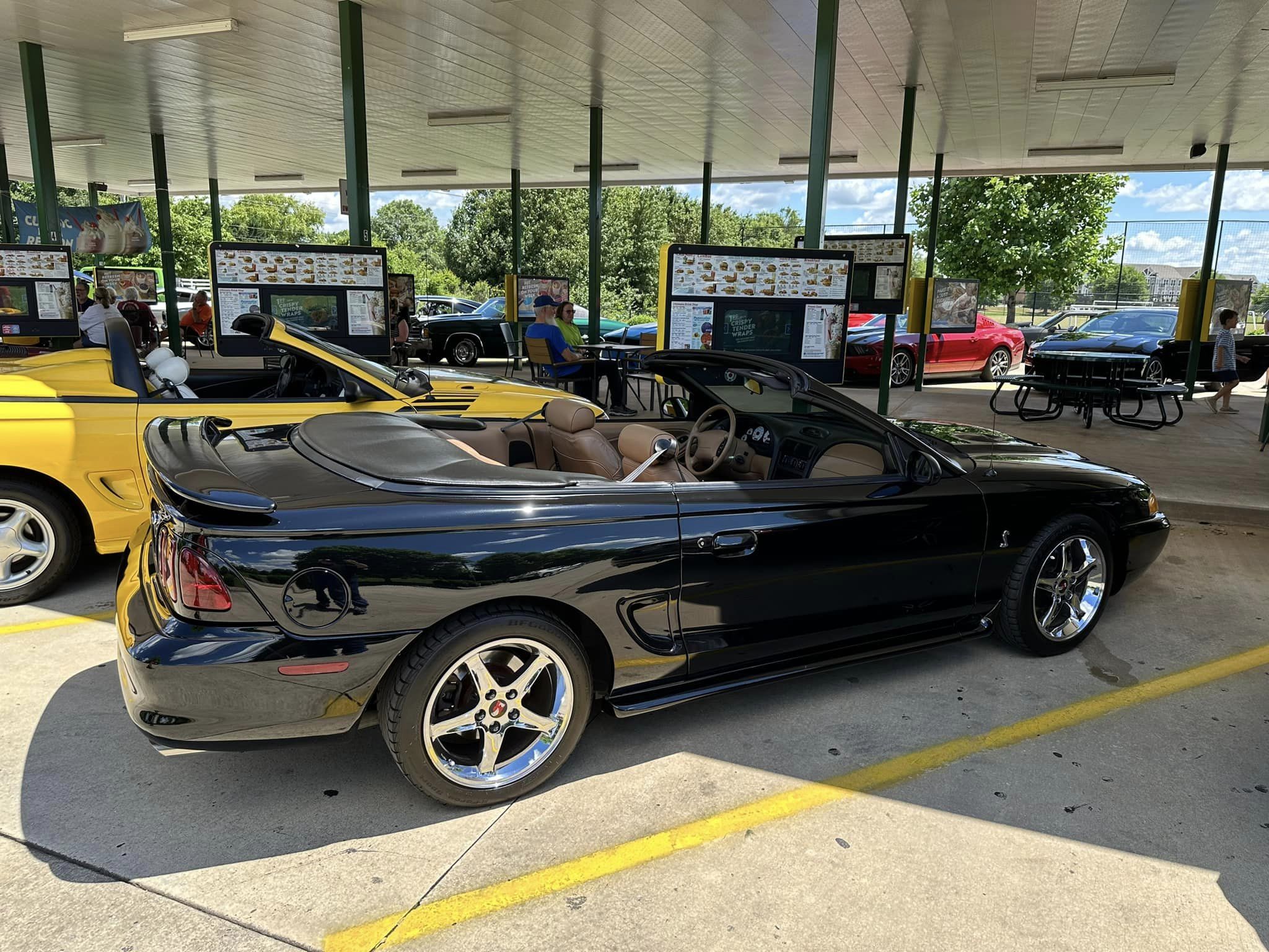 Car show picture