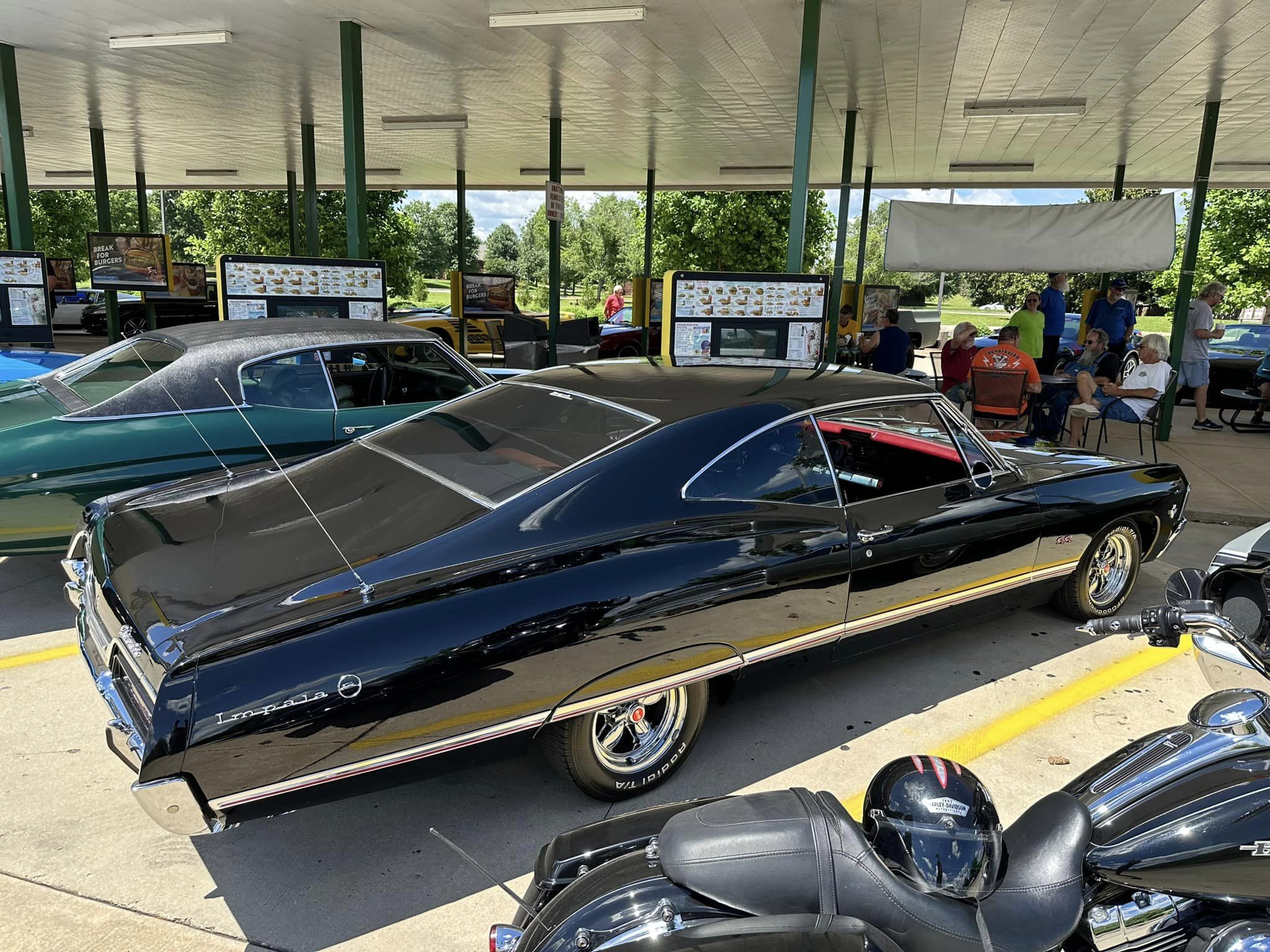 Car show picture