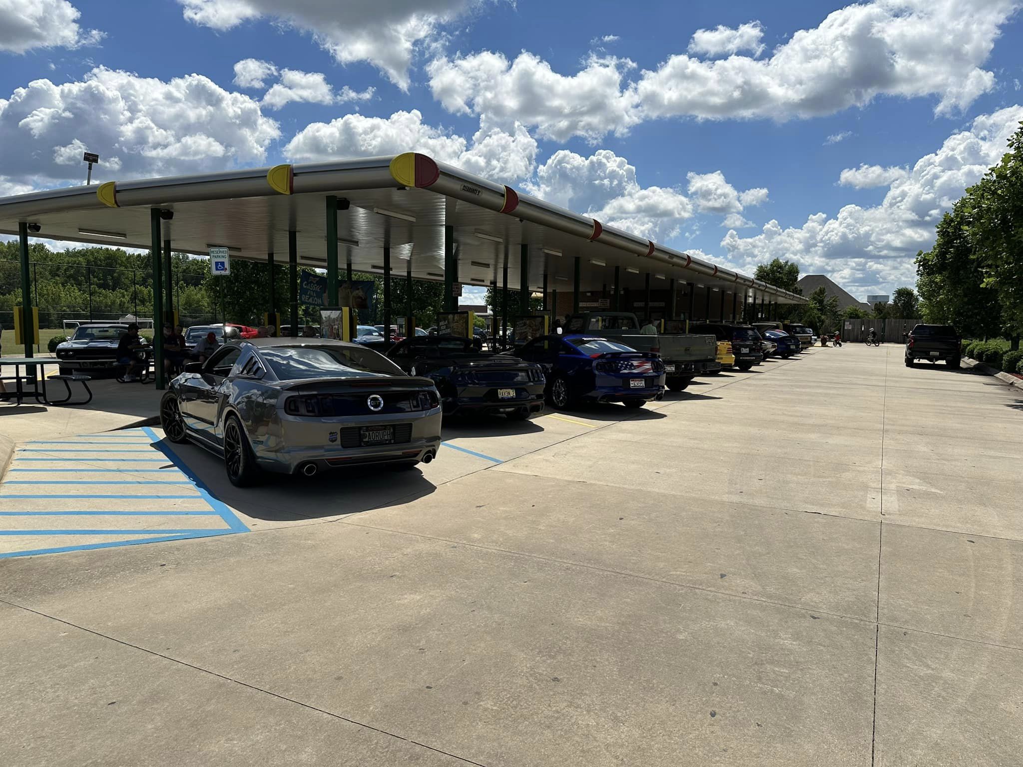 Car show picture