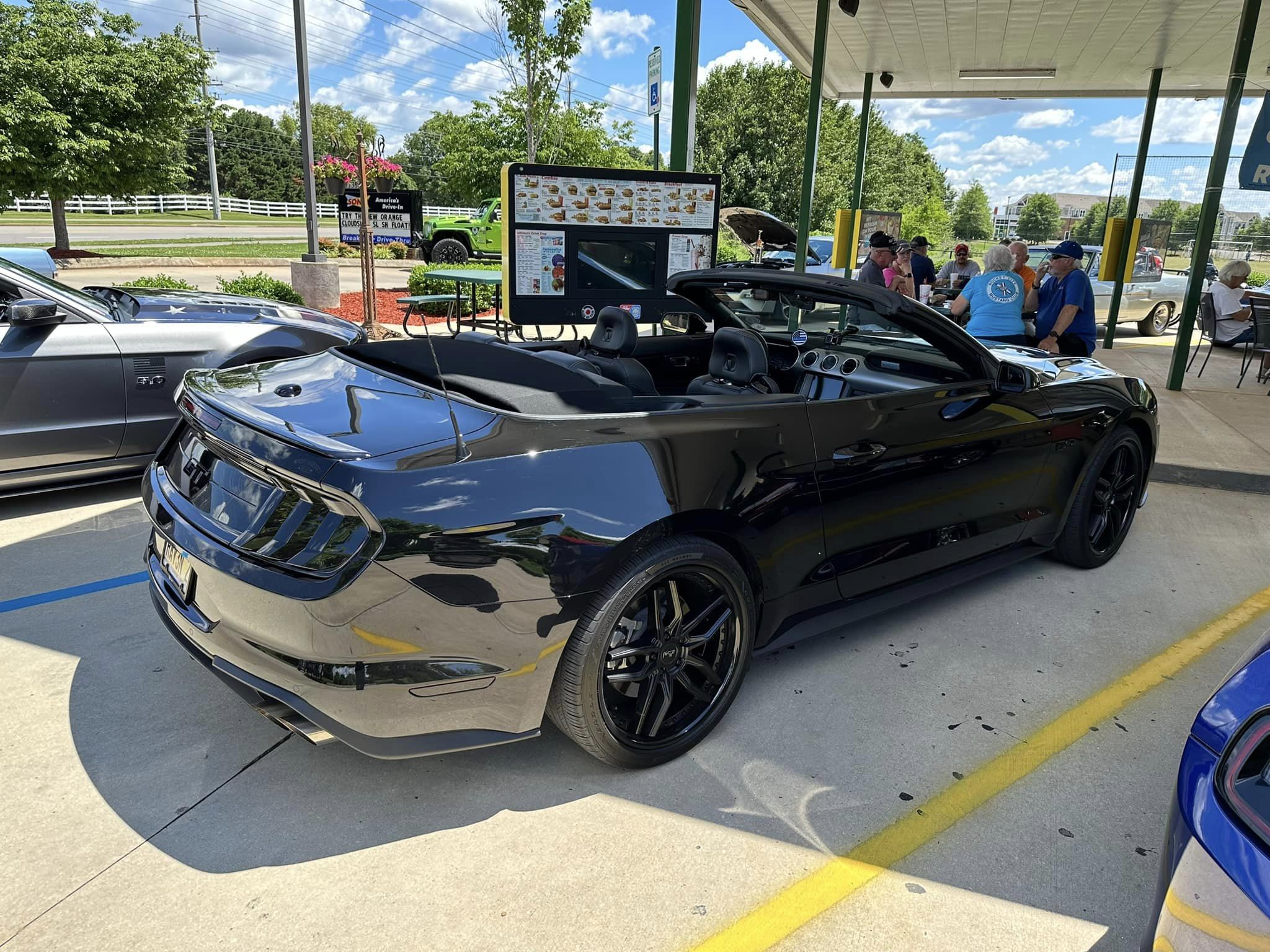 Car show picture