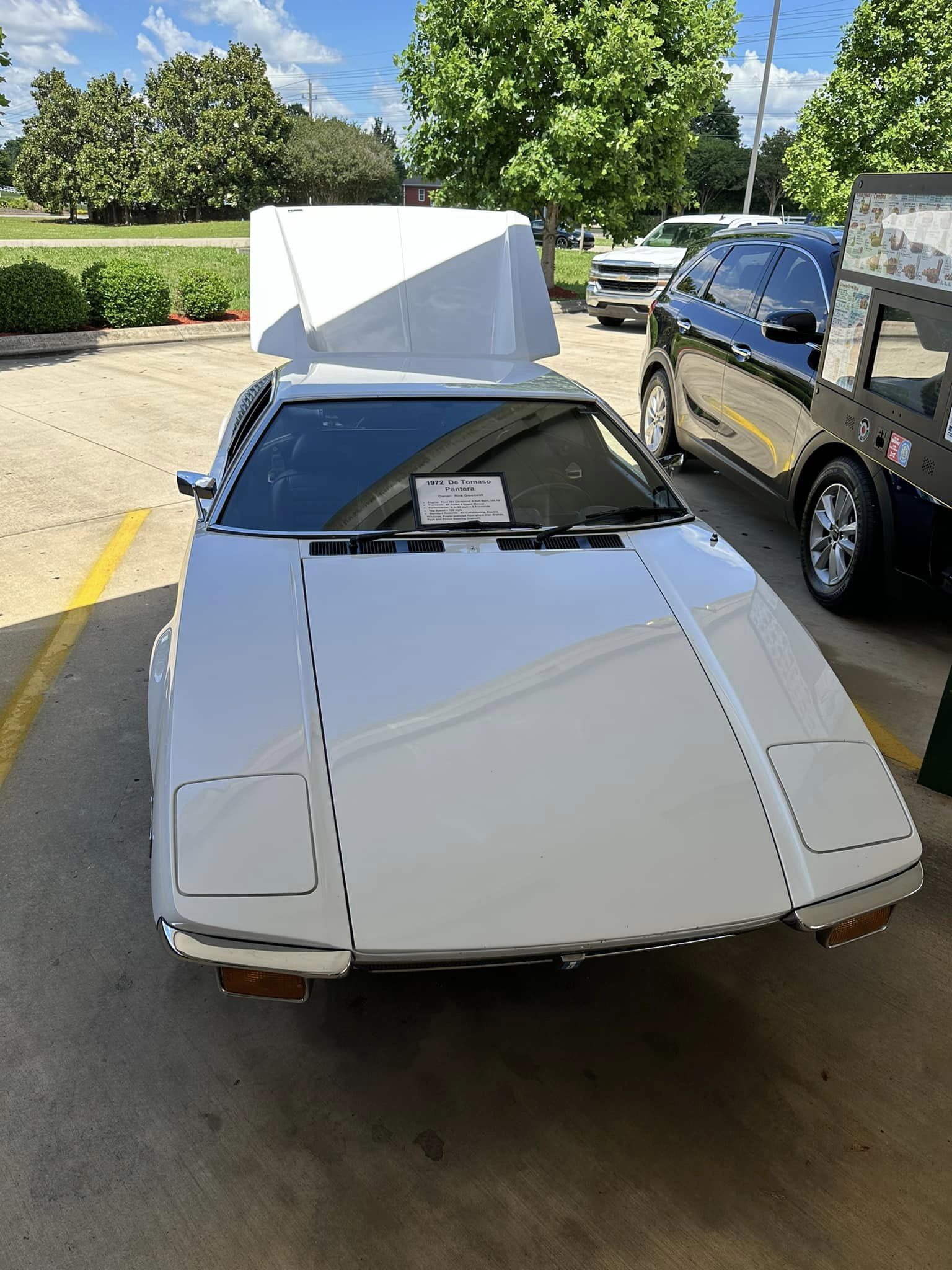Car show picture