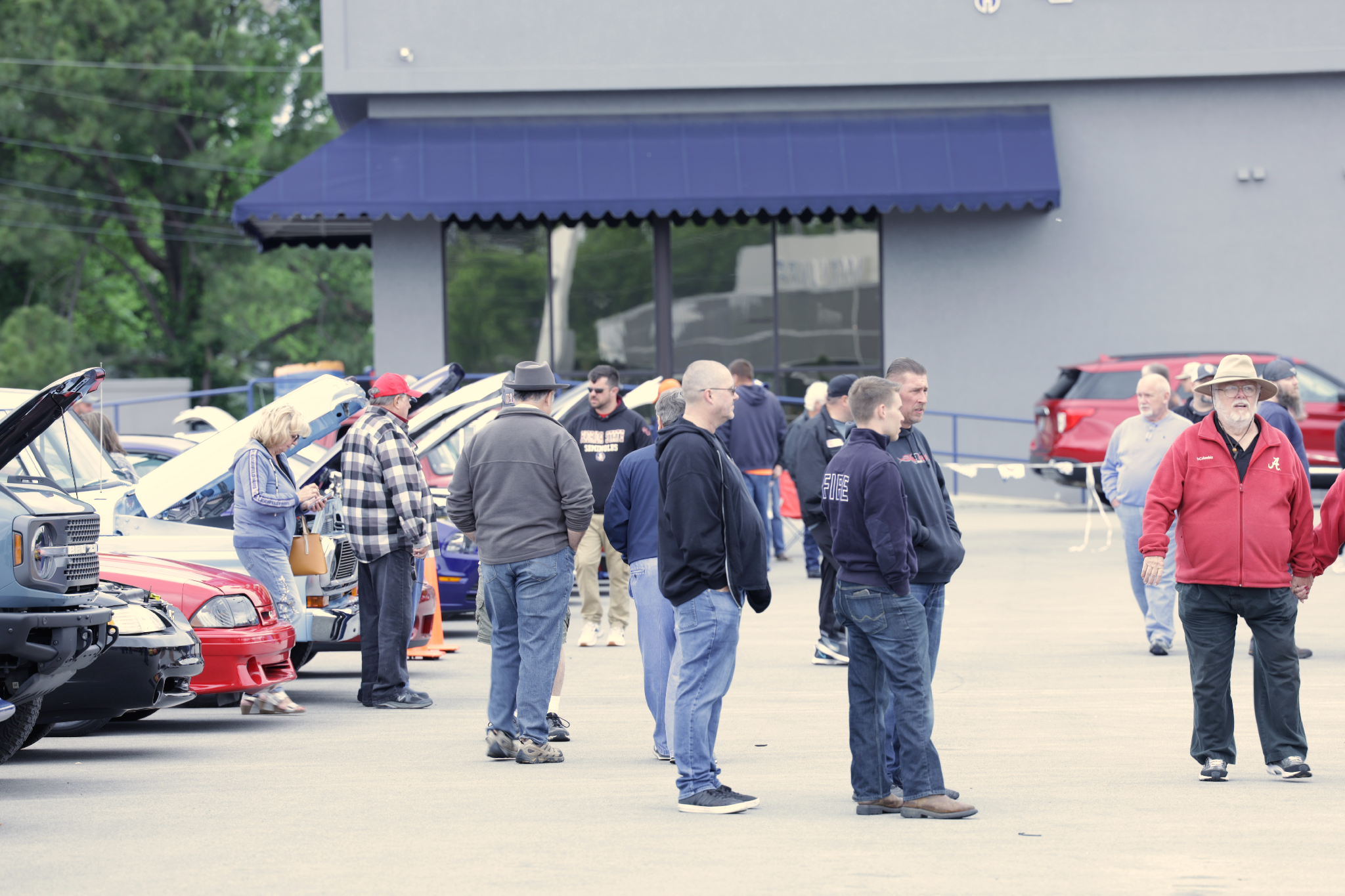 Car show picture