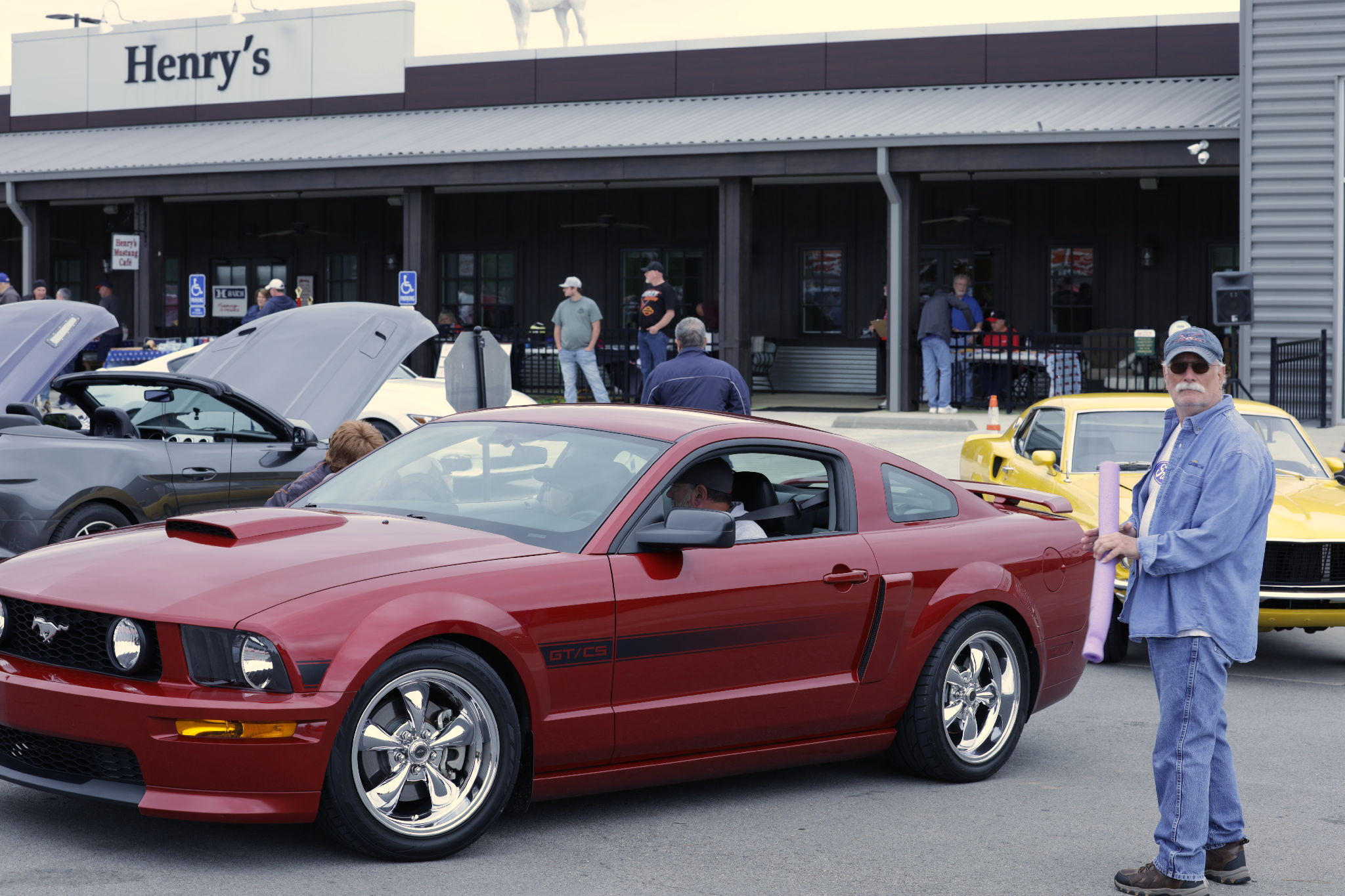 Car show picture